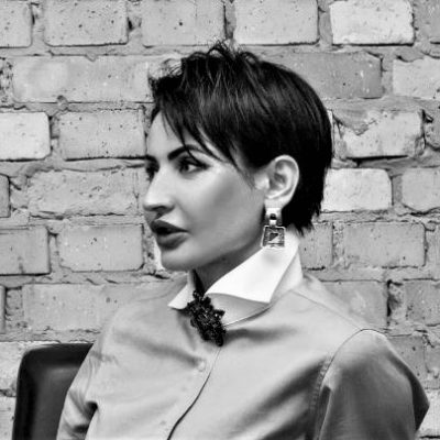 Марина Дяченко