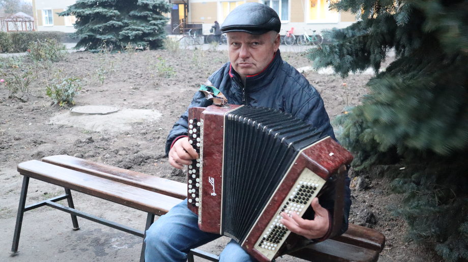 підопічний з баяном