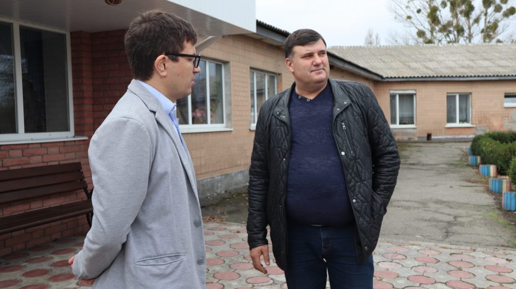 Директор та журналіст