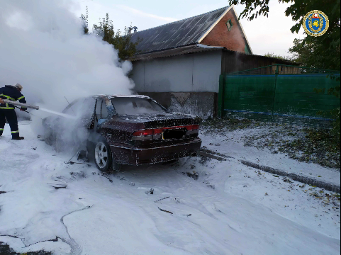 На Черкащині під час руху загорівся автомобіль (ФОТО)