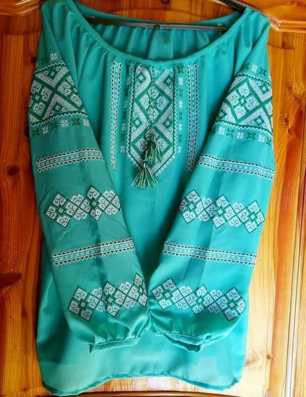 зелена вишиванка