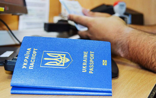 У січні понад 15 тисяч черкащан звернулись до міграційки за паспортом