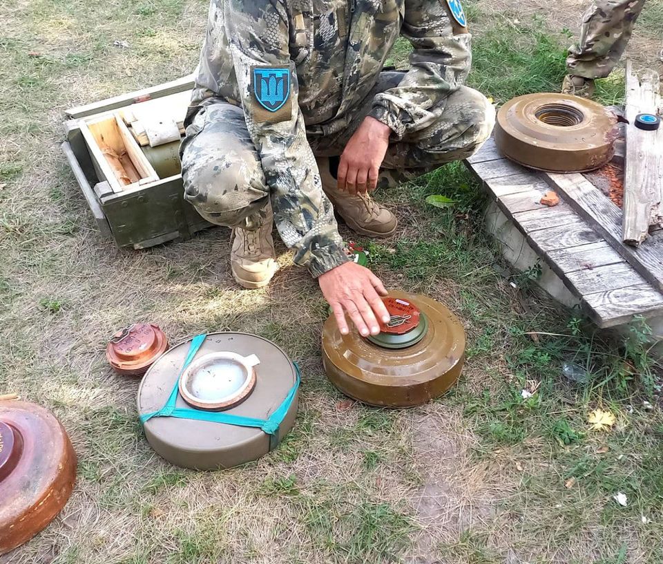 Черкаська тероборона вчиться розміновувати 