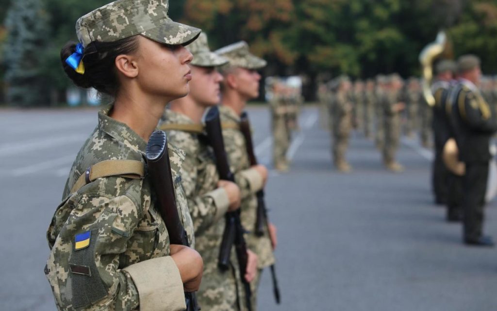 Законопроєкт про взяття жінок на військовий облік