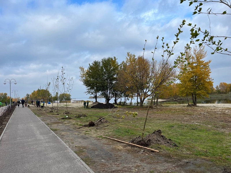 «Благоустрій» облагороджує територію Черкас