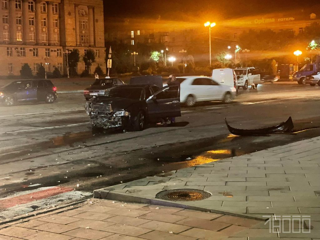 Аварія біля міської ради в Черкасах
