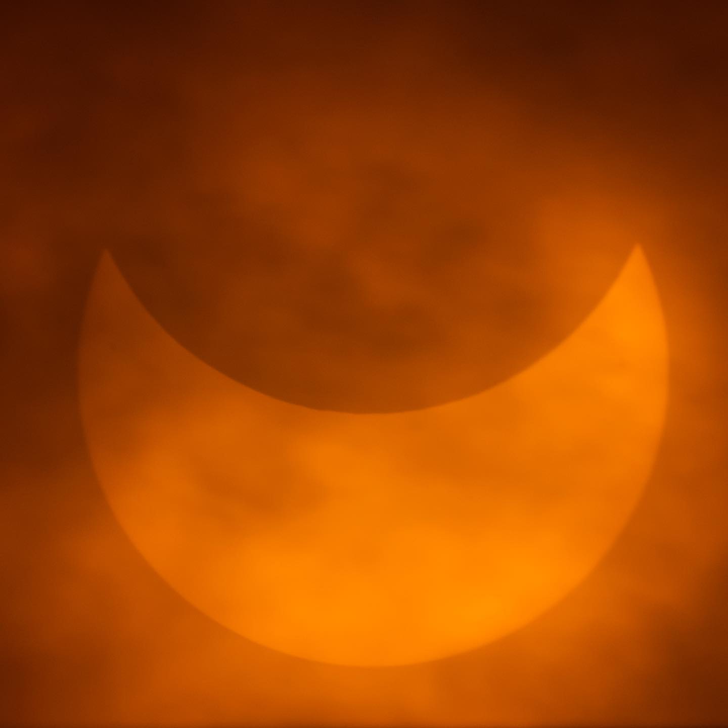 сонячне затемнення в Черкасах, фото сонячного затемнення