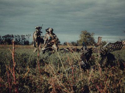 Воїни в полі