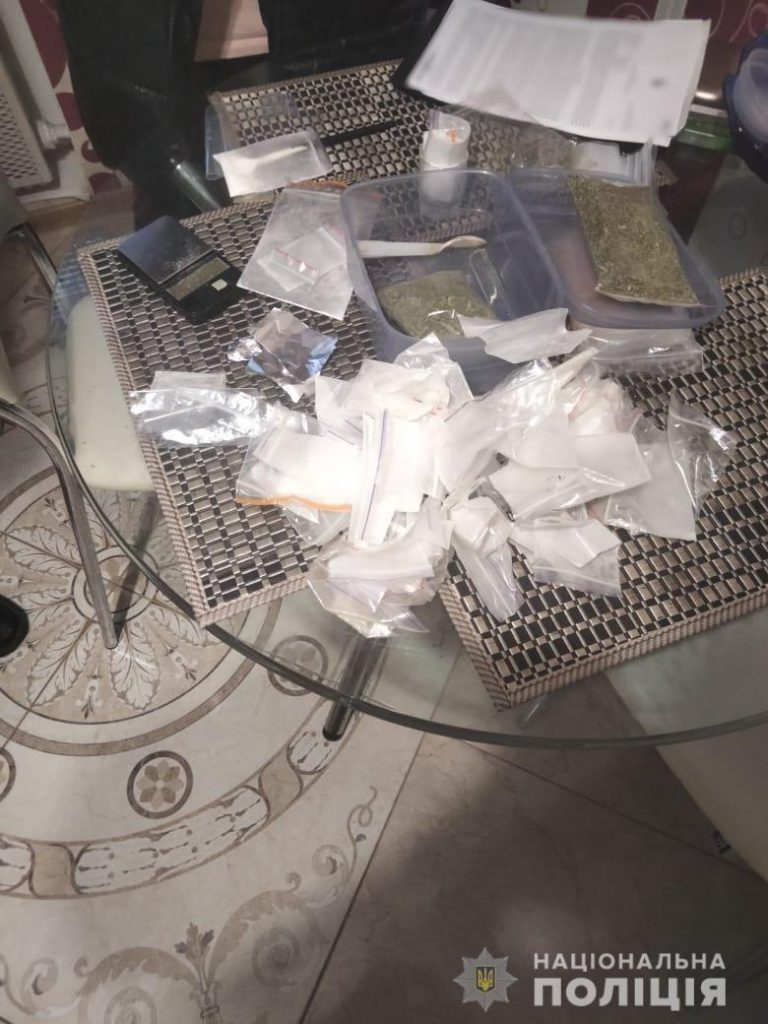 Наркотики знайшли в жителя Черкас