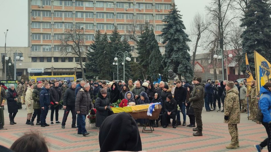 Прощання з Полеглим Олександром Дерев'янком