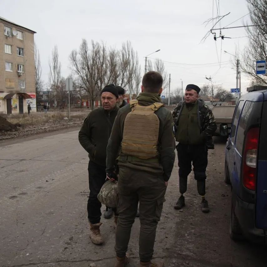 Волонтери в Бахмуті