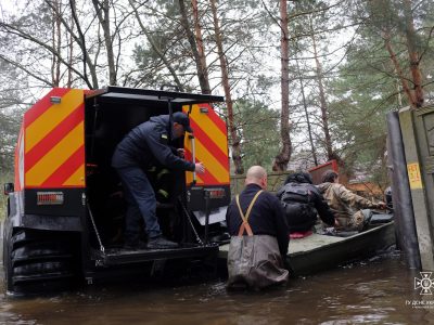 Евакуація людей під час повені