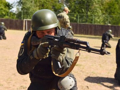 Підготовка добровольців підрозділу Лють