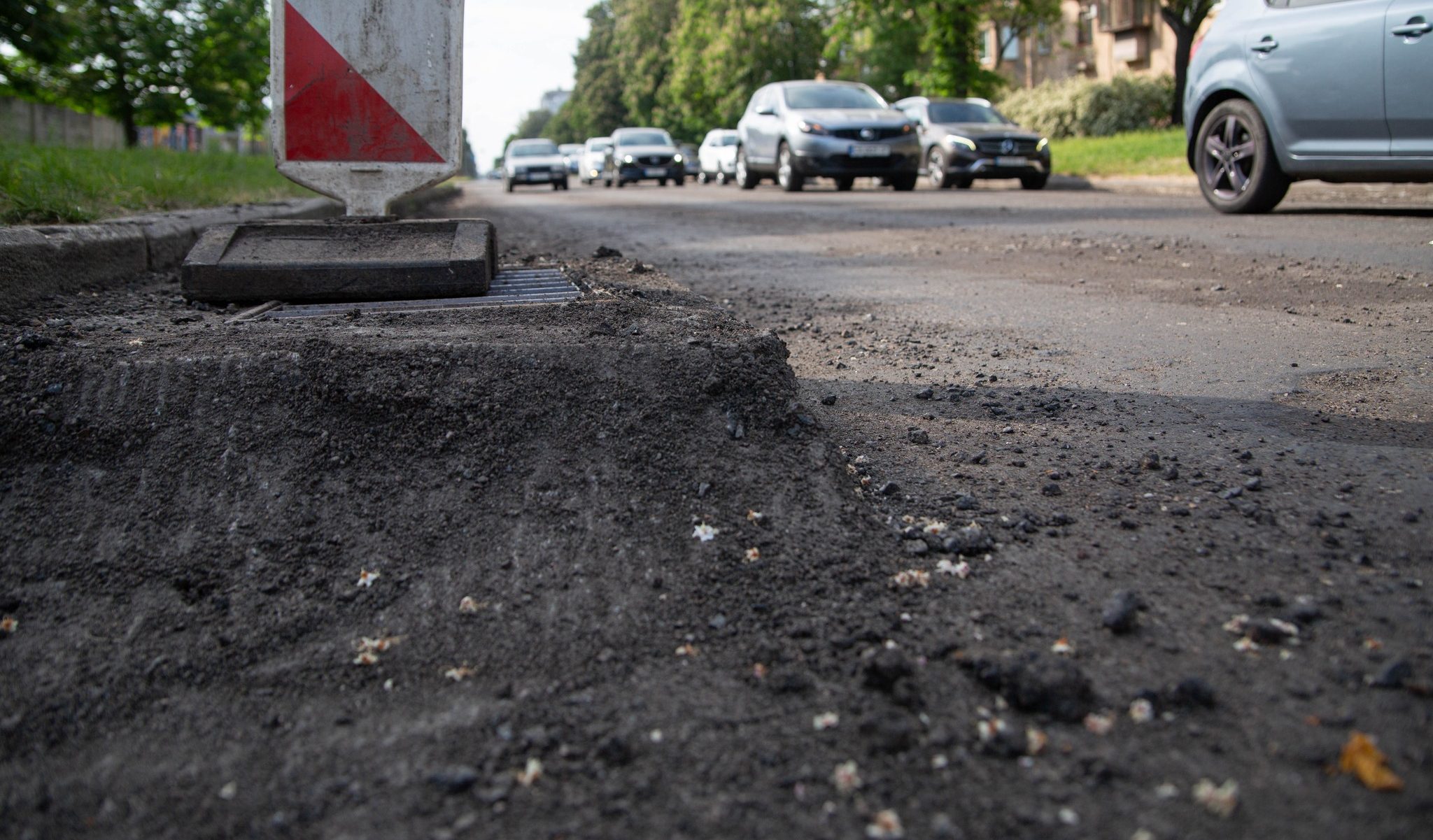 Чому утворюються вибоїни та тріщини на трасі, що проходять через Черкащину, – агентство розвитку інфраструктури
