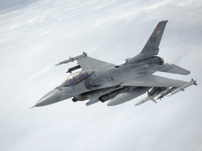 Літак F-16