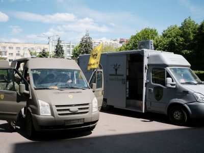 Волонтери придбали захисникам стоматологічний комплекс