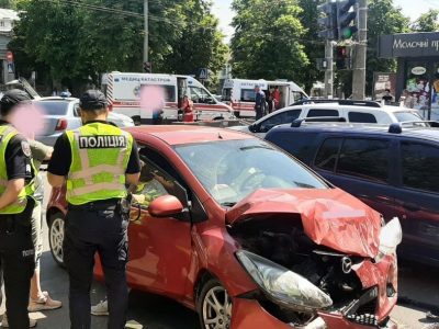 Аварія, в якій постраждали три жінки