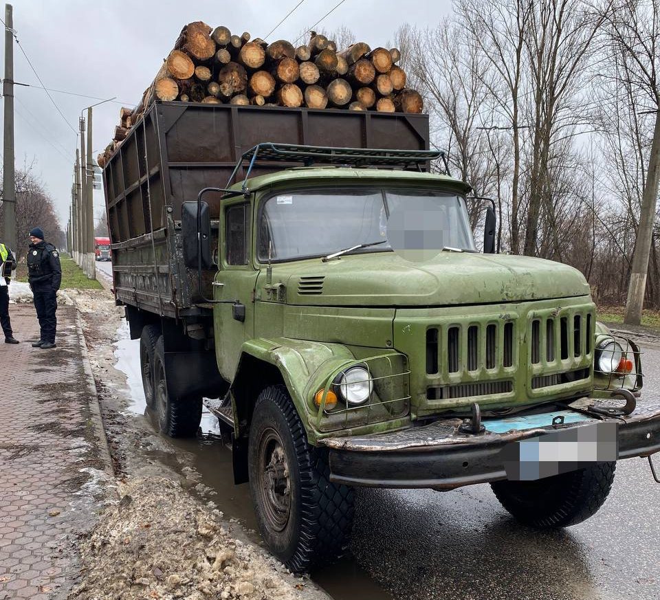 незаконне перевезення деревини