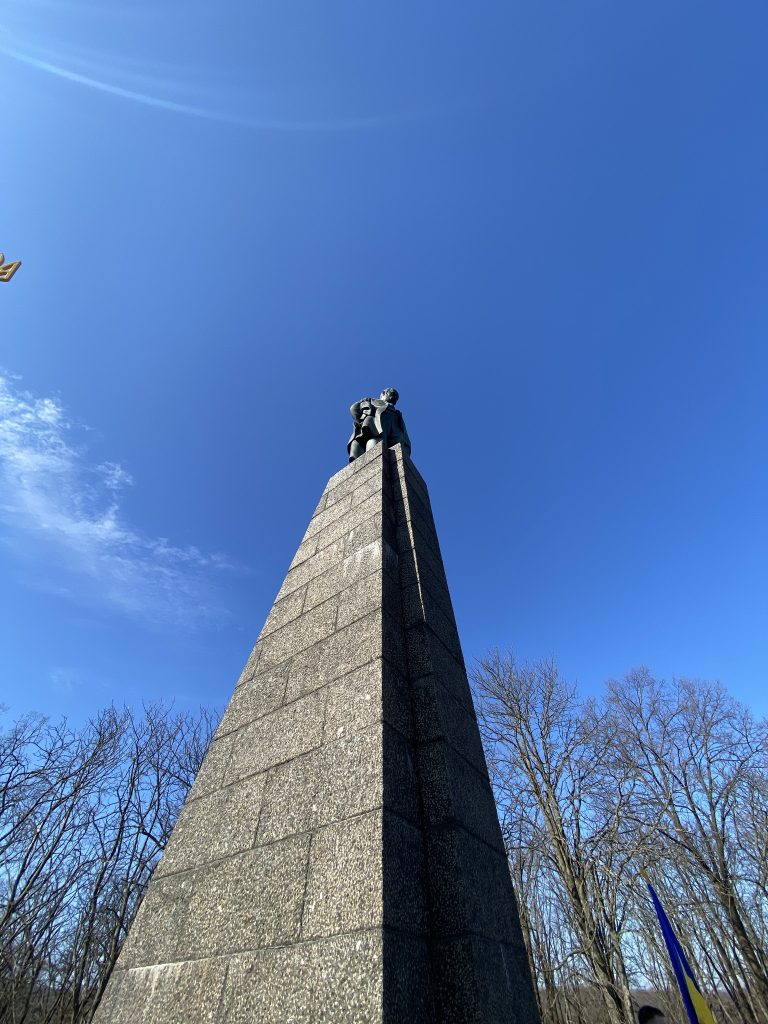 Пам'ятник Шевченку в Каневі