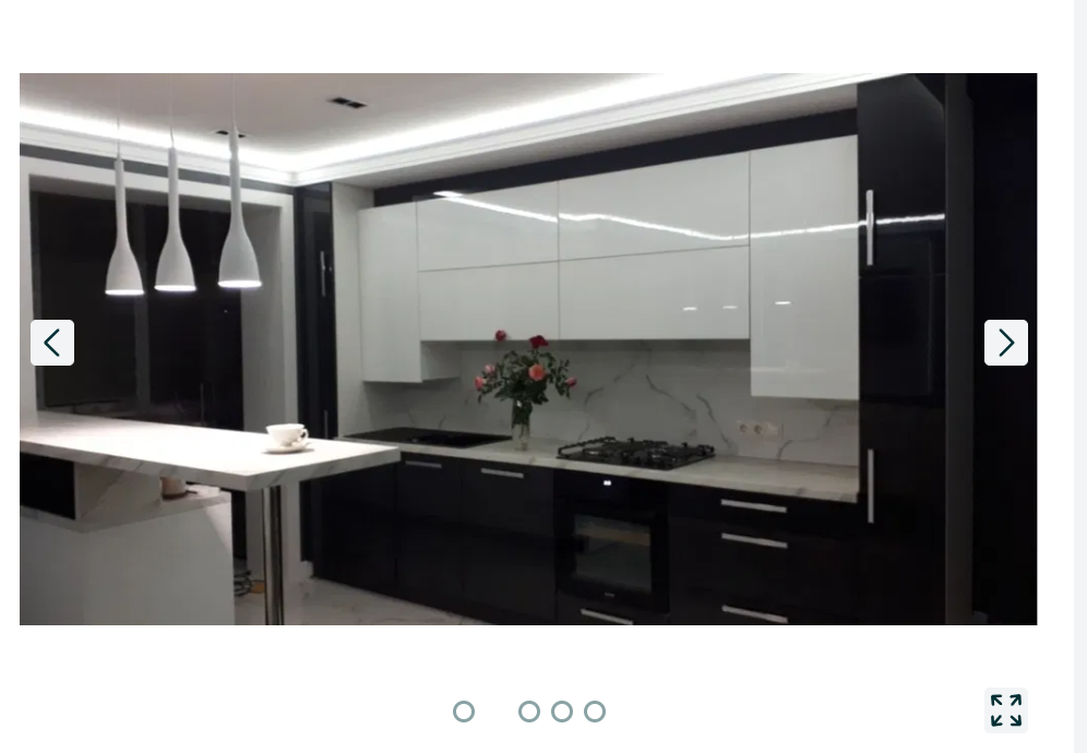 кухня, зроблена в чорно-білих кольорах