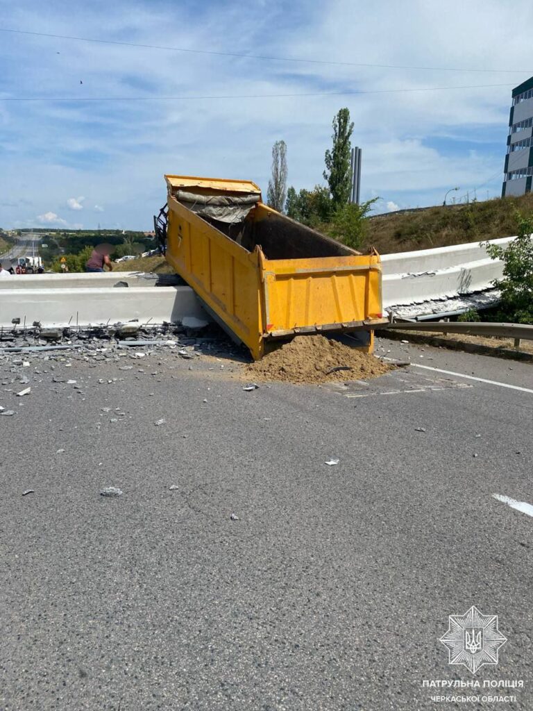 Кузова вантажівки