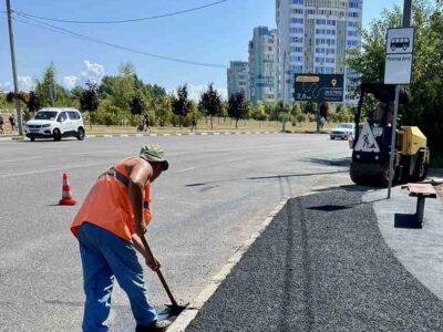 у Черкасах на Митниці облаштували зупинку