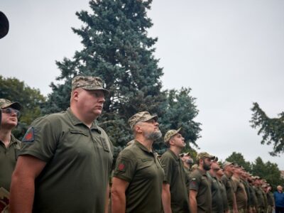 захисники готуються до вручення нагород за службу