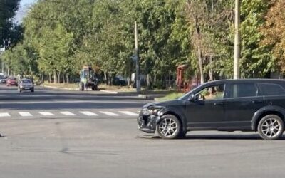 автомобіль після ДТП на перехресті в Черкасах