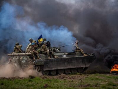 військові проходять базову підготовку