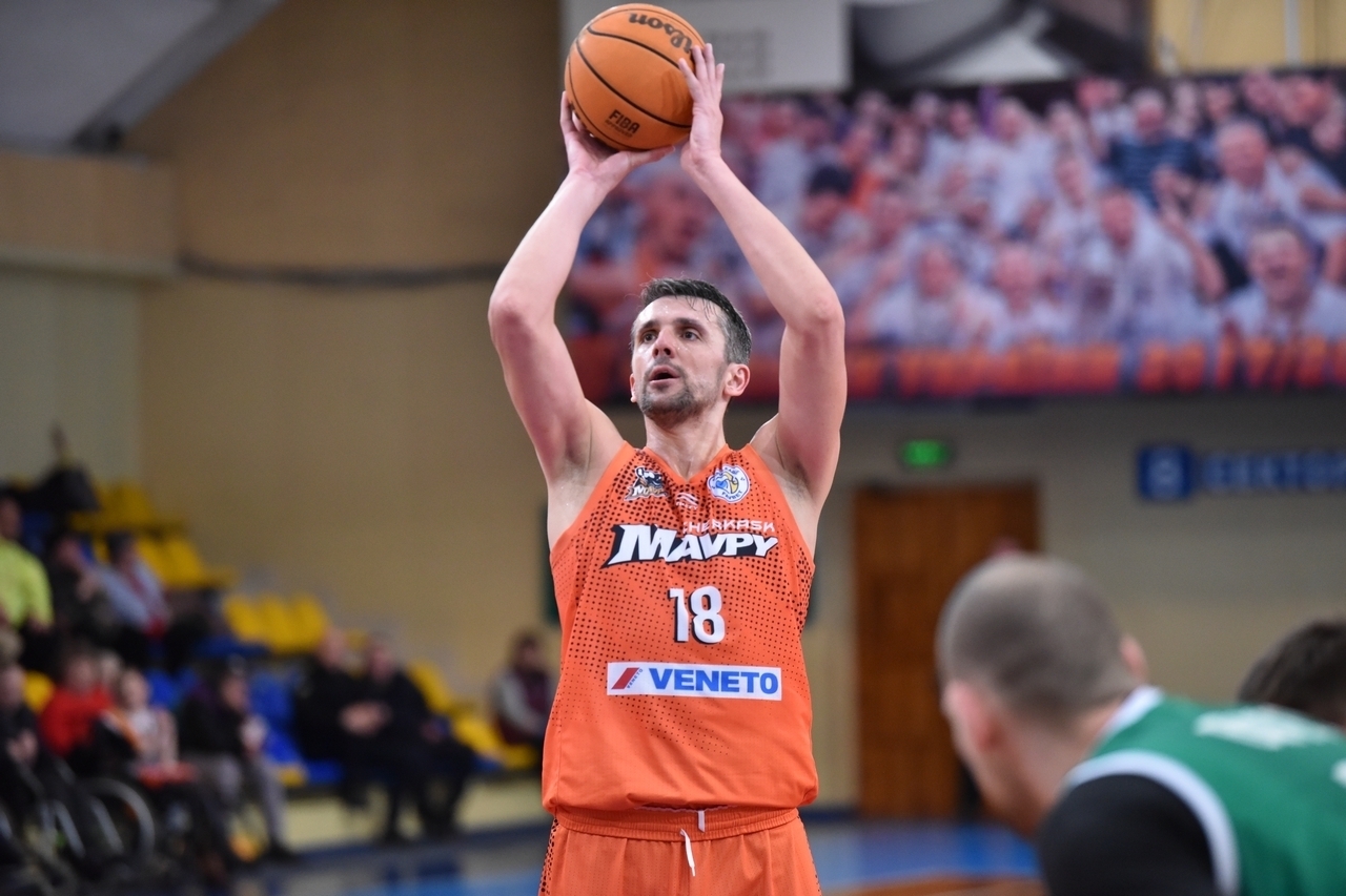 баскетболіст Черкаських Мавп