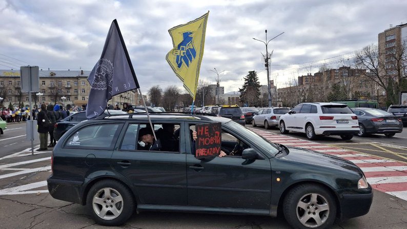 автомобіль на акції в Черкасах