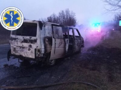 Авто, яке загорілося після зіткнення з легковиком на Звенигородщині. Наслідки ДТП