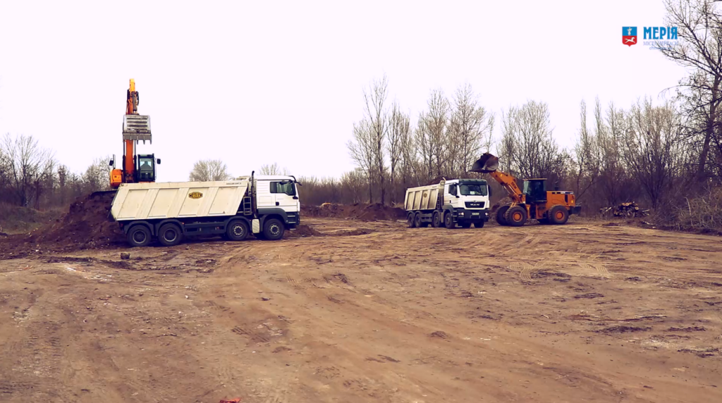 будівництво вулиці Квіткової у Черкасах