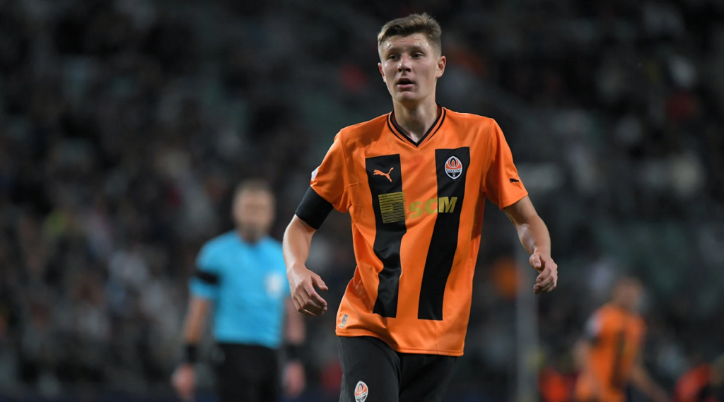 Артем Бондаренко