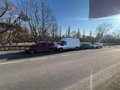 Зіткнення на дамбі