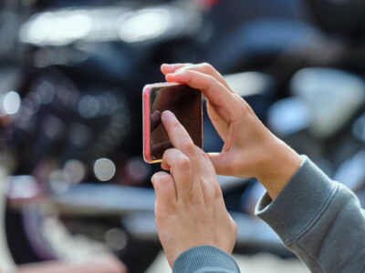 Чоловік фотографував об'єкти енергетики та аеропорт на Черкащині