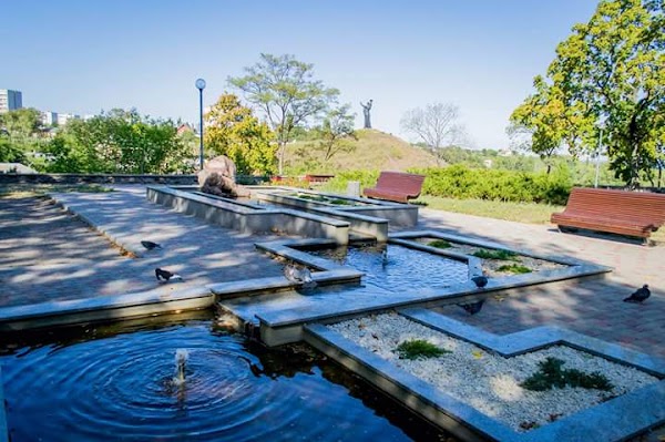 Сквер Богдана Хмельницького