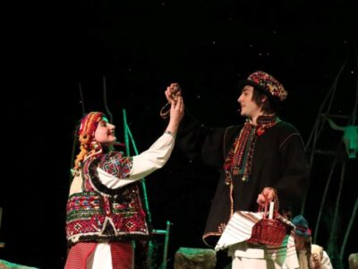 вистава театру з Коломиї