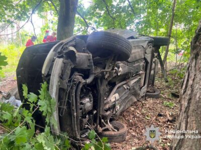 авто перевернулося унаслідок ДТП