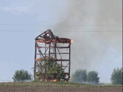 вітряк у вогні