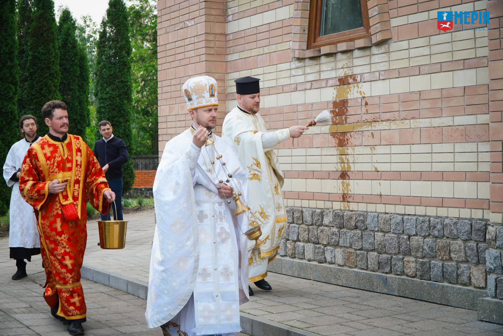 Освячення храму на Митниці