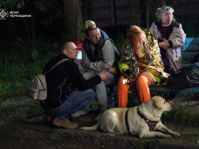 постраждалі очікують на завершення ліквідації пожежі