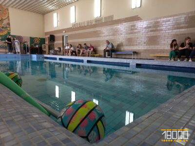 басейн в "Астрі"