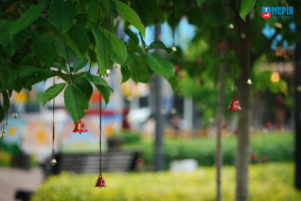 дзвіночки на дереві