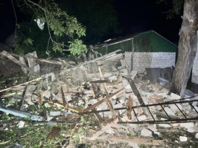 Зруйнований гараж