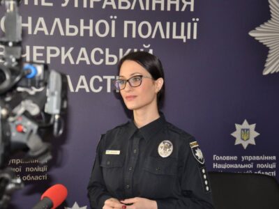 Коментар речниці на камеру