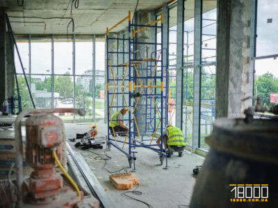 Центр екстренки матиме скляні вікна