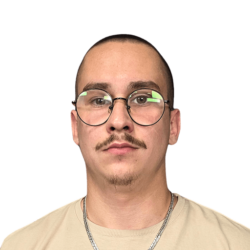 Денис Непогодьєв