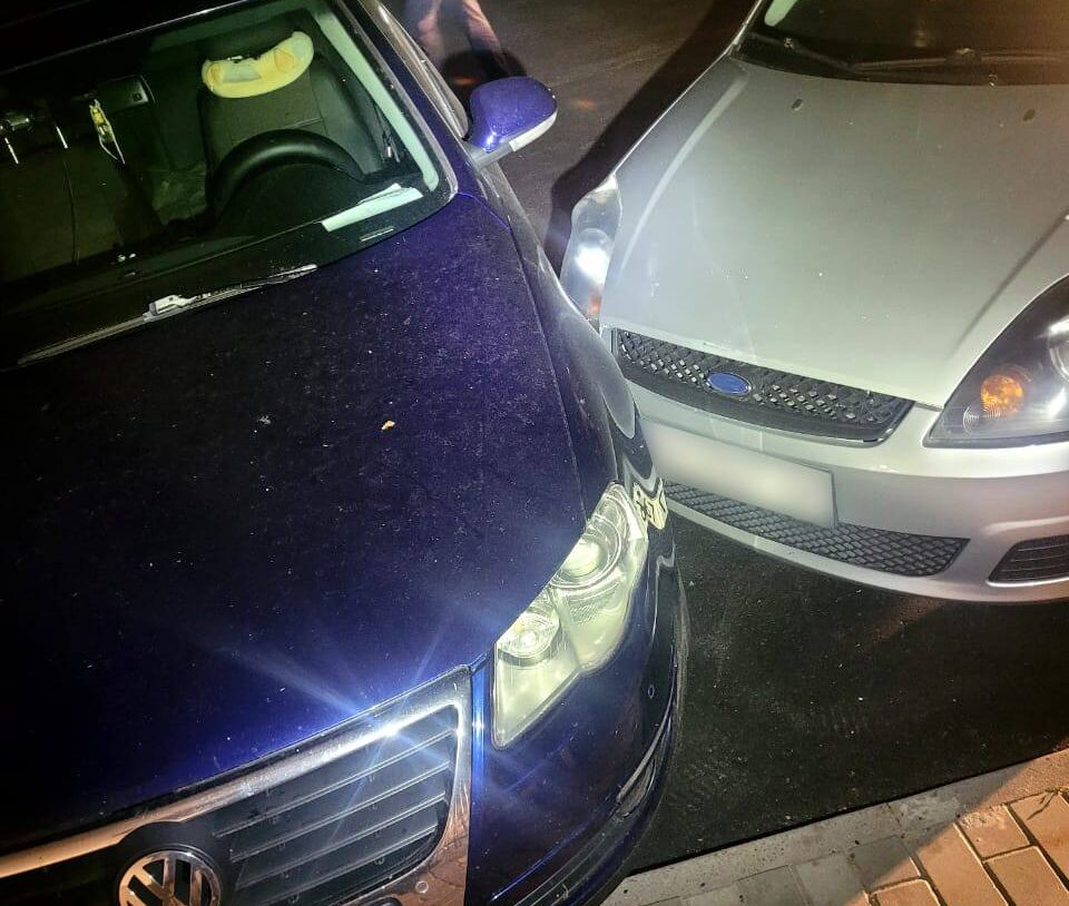 автівки, які врізалися