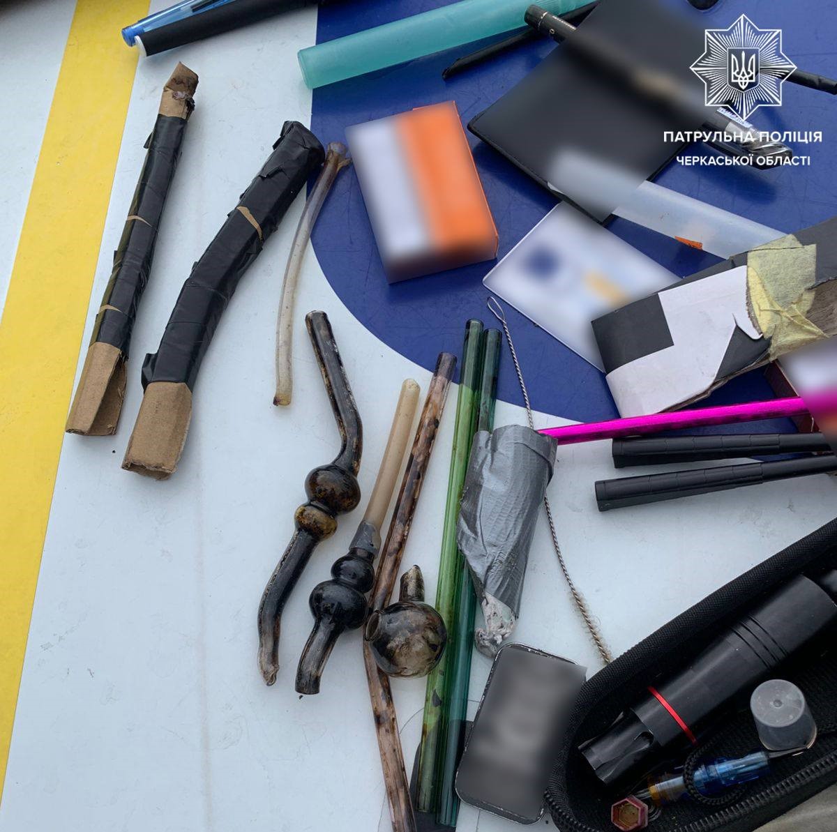 Пристрої для вжитку наркотиків